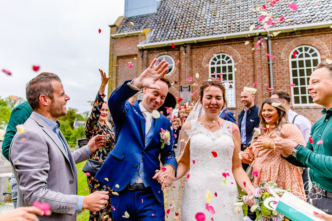 Bruidsfotografie Friesland Terherne kerkje